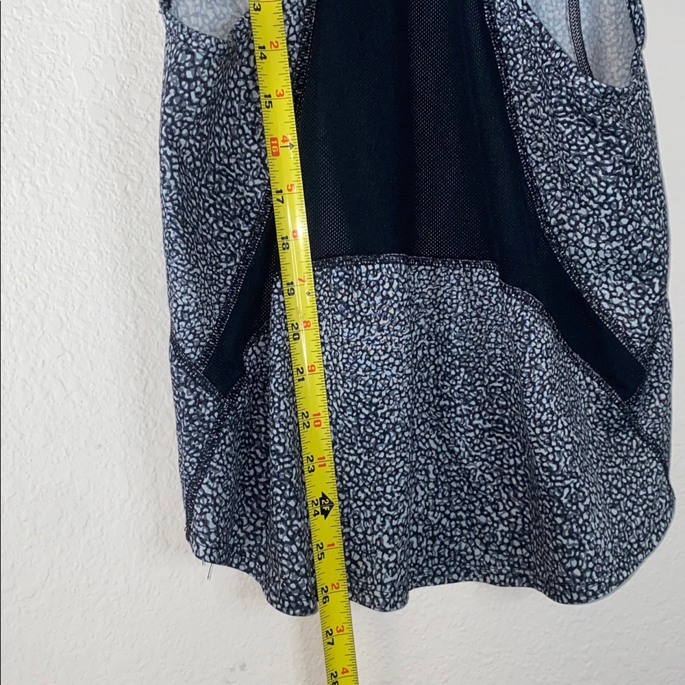 🎱Nike Dri FIT training tank top with speckled pattern & black mesh throughout! - Picture 9 of 11